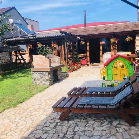 ゲストハウス Casa Serban *